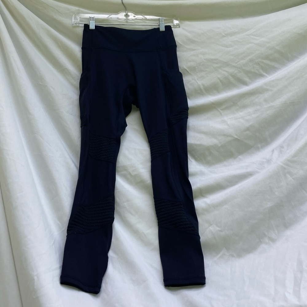 Motion 365 by Fabletics black textured leggings, size small/extra small